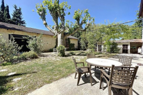 NICE apt with GARDEN in AVIGNON